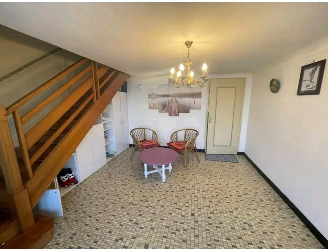 -Comme A La Maison- Jardin, Veranda, Ideal Familles Et Business ニオール エクステリア 写真